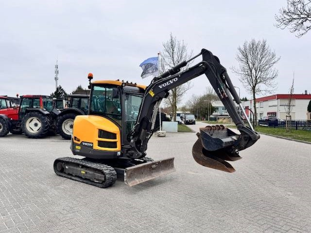 Volvo ECR35D, minikraan, 3.5 ton - Μίνι εκσκαφέας: φωτογραφία 2 Volvo ECR35D, minikraan, 3.5 ton - Μίνι εκσκαφέας: φωτογραφία 2