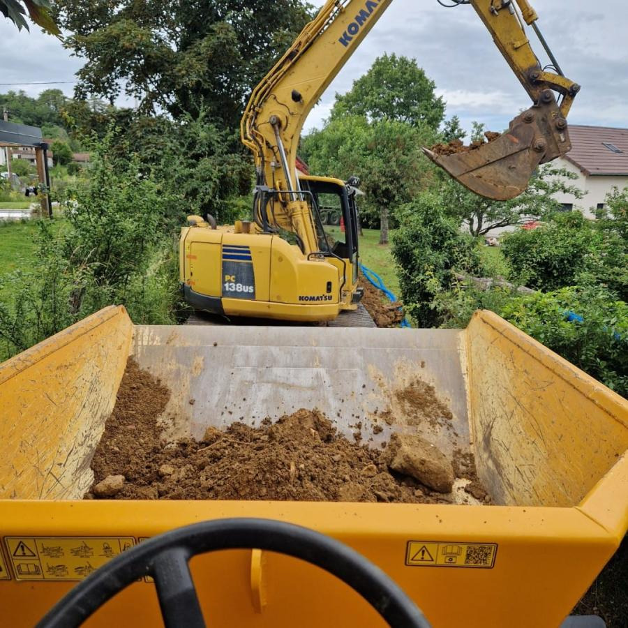 Komatsu PC138US-8 - Ερπυστριοφόρος εκσκαφέας: φωτογραφία 3 Komatsu PC138US-8 - Ερπυστριοφόρος εκσκαφέας: φωτογραφία 3