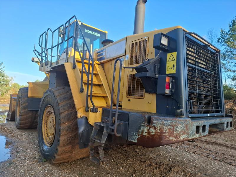 Komatsu WA600-6 - Ελαστιχοφόρος φορτωτής: φωτογραφία 5 Komatsu WA600-6 - Ελαστιχοφόρος φορτωτής: φωτογραφία 5