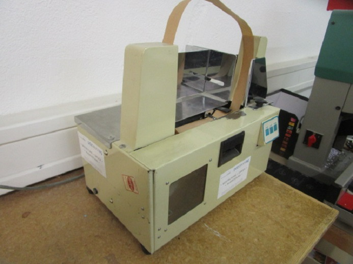 BANDEROLIERMASCHINE TANNER JC200 80 - Μηχανή συσκευασίας: φωτογραφία 3 BANDEROLIERMASCHINE TANNER JC200 80 - Μηχανή συσκευασίας: φωτογραφία 3