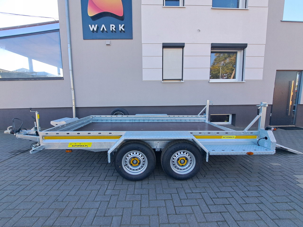 PRZYCZEPA LAWETA DO KOPARKI MINIKOPARKI 3500KG / EXCAVATOR MINI EXCAVATOR TRANSPORTER TRAILER 3500KG - Τρέιλερ μεταφοράς μηχανημάτων: φωτογραφία 3 PRZYCZEPA LAWETA DO KOPARKI MINIKOPARKI 3500KG / EXCAVATOR MINI EXCAVATOR TRANSPORTER TRAILER 3500KG - Τρέιλερ μεταφοράς μηχανημάτων: φωτογραφία 3