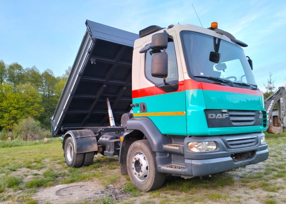 DAF LF 55.220 - Φορτηγό ανατρεπόμενο: φωτογραφία 2 DAF LF 55.220 - Φορτηγό ανατρεπόμενο: φωτογραφία 2