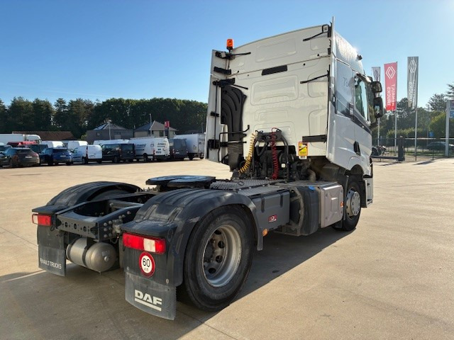 Renault Trucks T - Τράκτορας: φωτογραφία 4 Renault Trucks T - Τράκτορας: φωτογραφία 4