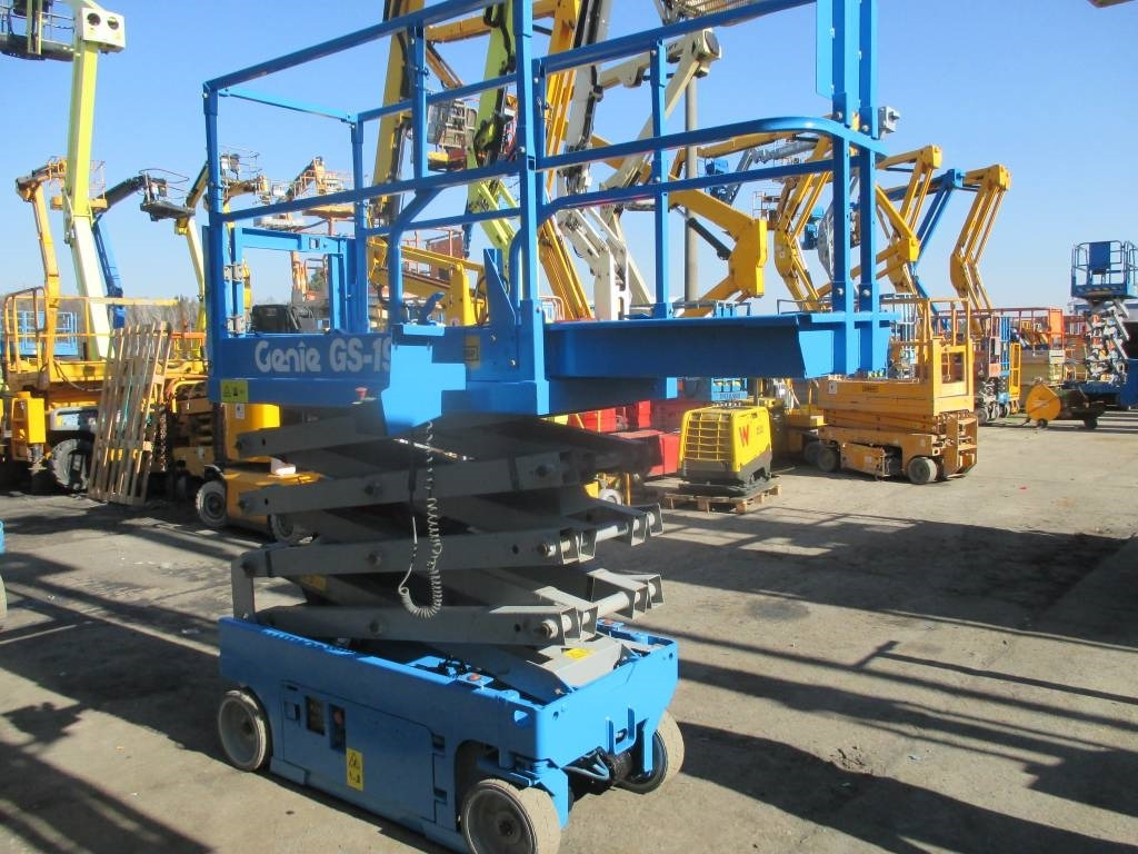 Genie GS 1932 - Ψαλιδωτό ανυψωτικό: φωτογραφία 4 Genie GS 1932 - Ψαλιδωτό ανυψωτικό: φωτογραφία 4