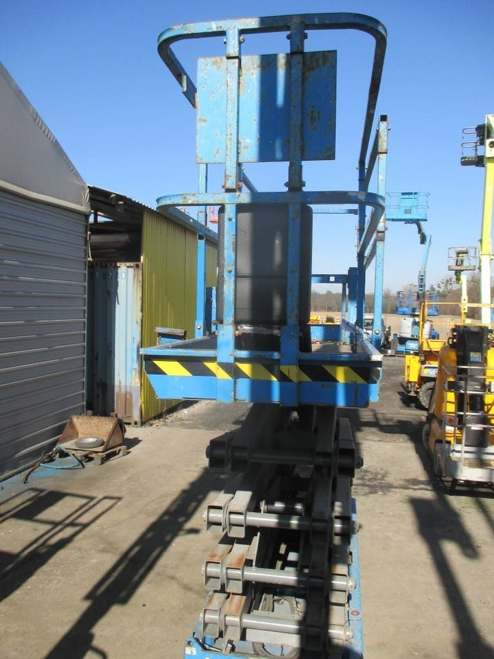 Genie GS 3232 - Ψαλιδωτό ανυψωτικό: φωτογραφία 3 Genie GS 3232 - Ψαλιδωτό ανυψωτικό: φωτογραφία 3