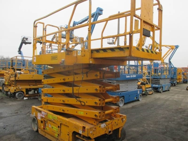 Genie GS 3246 - Ψαλιδωτό ανυψωτικό: φωτογραφία 4 Genie GS 3246 - Ψαλιδωτό ανυψωτικό: φωτογραφία 4