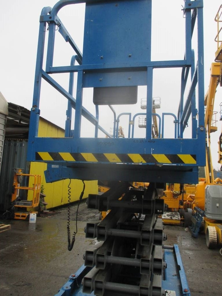 Genie GS 3246 - Ψαλιδωτό ανυψωτικό: φωτογραφία 3 Genie GS 3246 - Ψαλιδωτό ανυψωτικό: φωτογραφία 3