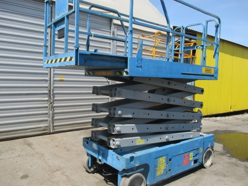 Genie GS 3246 - Ψαλιδωτό ανυψωτικό: φωτογραφία 2 Genie GS 3246 - Ψαλιδωτό ανυψωτικό: φωτογραφία 2