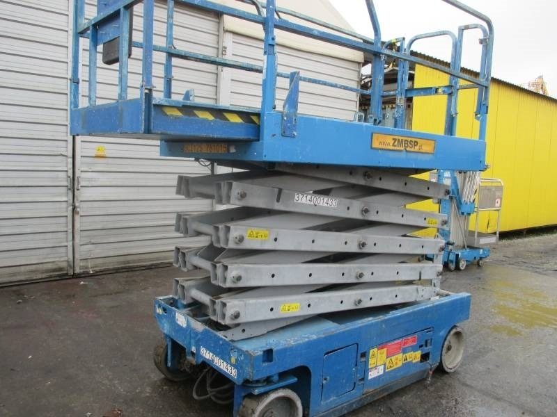 Genie GS 3246 - Ψαλιδωτό ανυψωτικό: φωτογραφία 2 Genie GS 3246 - Ψαλιδωτό ανυψωτικό: φωτογραφία 2