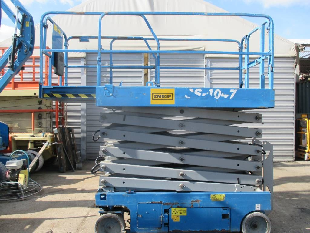Genie GS 4047 - Ψαλιδωτό ανυψωτικό: φωτογραφία 1 Genie GS 4047 - Ψαλιδωτό ανυψωτικό: φωτογραφία 1
