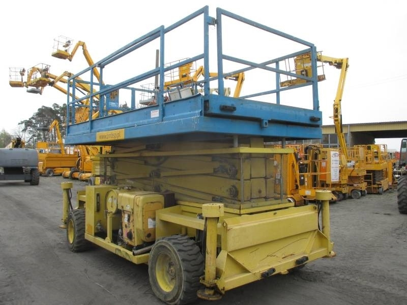 Holland Lift B 165 DL 24 - Ψαλιδωτό ανυψωτικό: φωτογραφία 5 Holland Lift B 165 DL 24 - Ψαλιδωτό ανυψωτικό: φωτογραφία 5