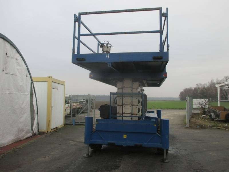 Holland Lift B 195 DL 25 - Ψαλιδωτό ανυψωτικό: φωτογραφία 4 Holland Lift B 195 DL 25 - Ψαλιδωτό ανυψωτικό: φωτογραφία 4