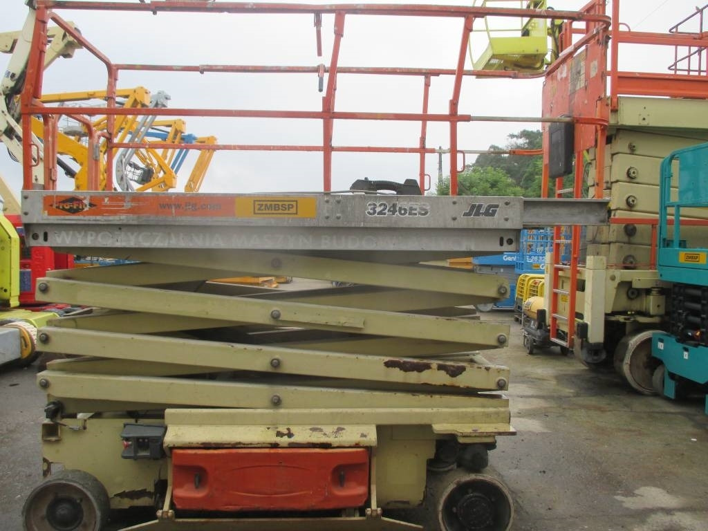 JLG 3246 ES - Ψαλιδωτό ανυψωτικό: φωτογραφία 5 JLG 3246 ES - Ψαλιδωτό ανυψωτικό: φωτογραφία 5