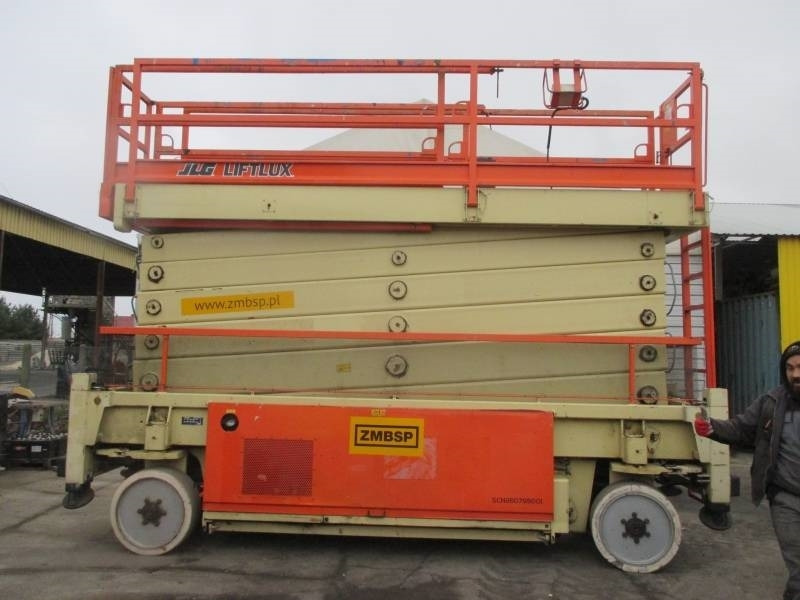 JLG Liftlux 245-12 - Ψαλιδωτό ανυψωτικό: φωτογραφία 2 JLG Liftlux 245-12 - Ψαλιδωτό ανυψωτικό: φωτογραφία 2