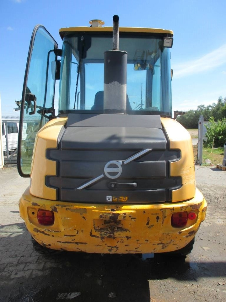 Volvo L 25 F - Ελαστιχοφόρος φορτωτής: φωτογραφία 3 Volvo L 25 F - Ελαστιχοφόρος φορτωτής: φωτογραφία 3