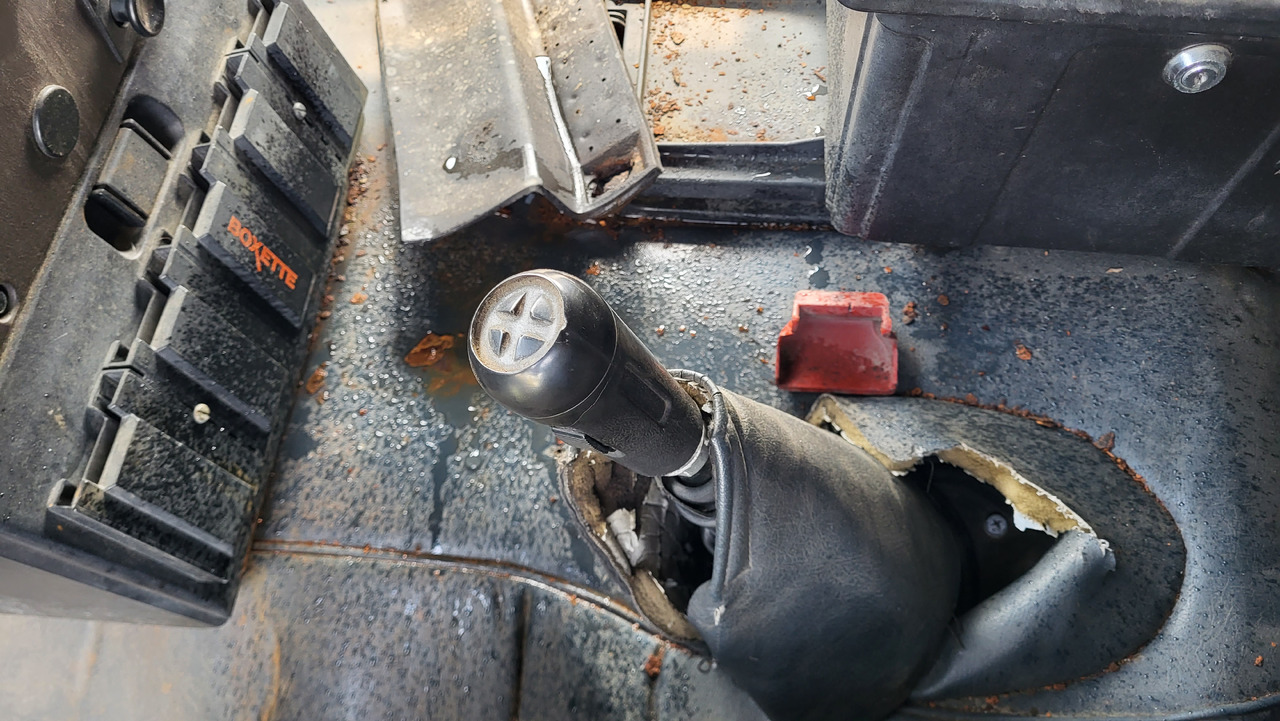 Τράκτορας SCANIA R 142 H 6X2 SU KRANU: φωτογραφία 16 Τράκτορας SCANIA R 142 H 6X2 SU KRANU: φωτογραφία 16