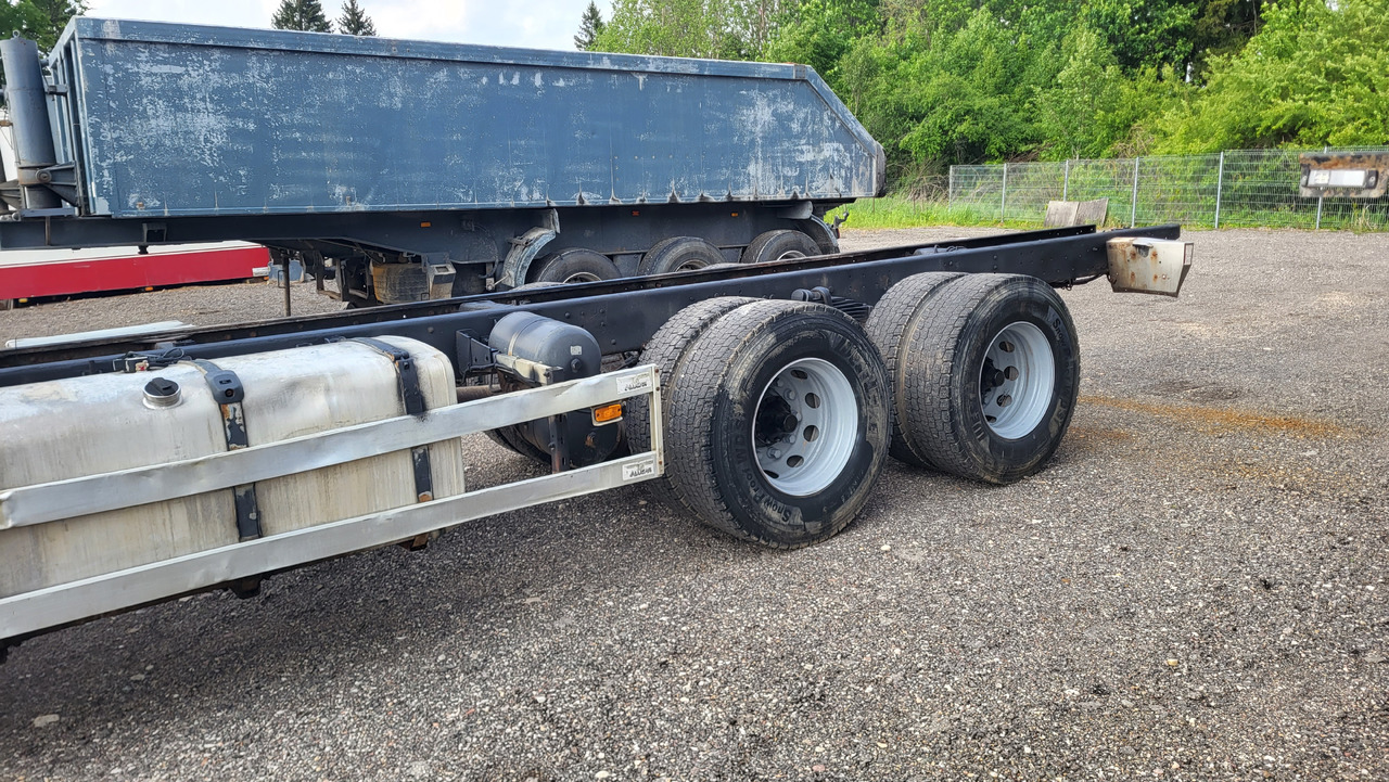 Φορτηγό σασί SCANIA R124 420 6X4: φωτογραφία 11