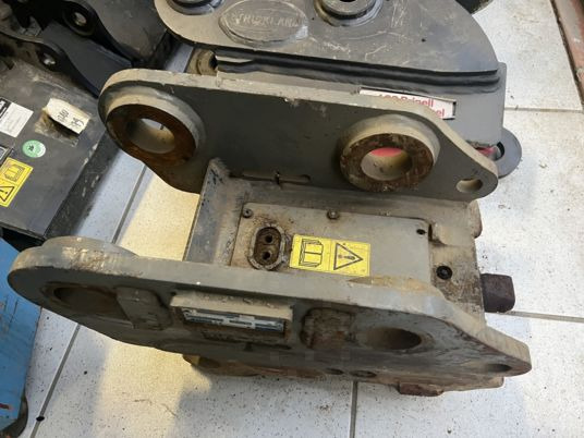 Attache rapide hydraulique Arden qa20 - qa21 - Ταχυσύνδεσμος: φωτογραφία 3 Attache rapide hydraulique Arden qa20 - qa21 - Ταχυσύνδεσμος: φωτογραφία 3