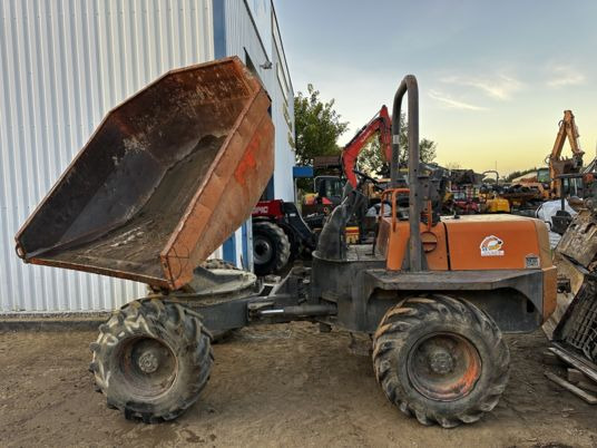 Ausa D600APG - Girabenne - Μίνι ανατρεπόμενο: φωτογραφία 2 Ausa D600APG - Girabenne - Μίνι ανατρεπόμενο: φωτογραφία 2