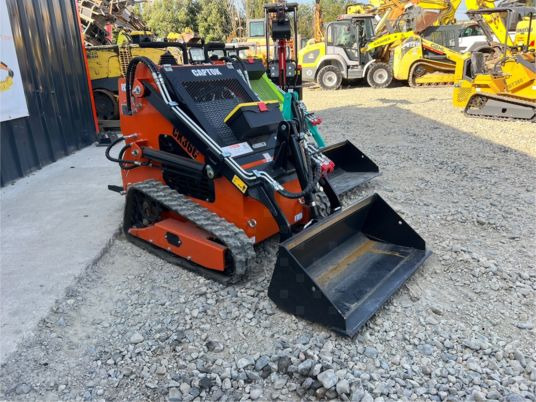 Fabrication artisanale CK360 - Ερπυστριοφόρος μικρός φορτωτής: φωτογραφία 5 Fabrication artisanale CK360 - Ερπυστριοφόρος μικρός φορτωτής: φωτογραφία 5