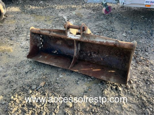 Godet de curage jcb - axe 45 mm - Κουβάς για εκσκαφέα: φωτογραφία 1 Godet de curage jcb - axe 45 mm - Κουβάς για εκσκαφέα: φωτογραφία 1