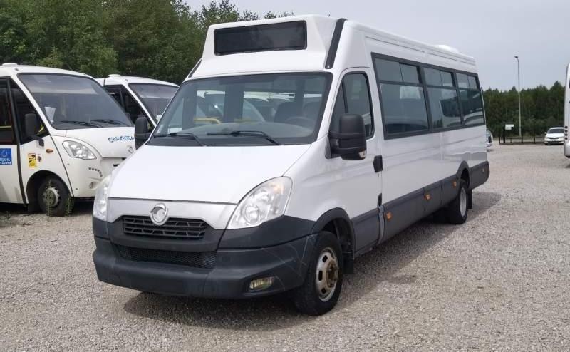 Iveco Daily 23 *NOWY SILNIK* 2 SZTUKI*, klima, winda - Προαστιακό λεωφορείο: φωτογραφία 2 Iveco Daily 23 *NOWY SILNIK* 2 SZTUKI*, klima, winda - Προαστιακό λεωφορείο: φωτογραφία 2
