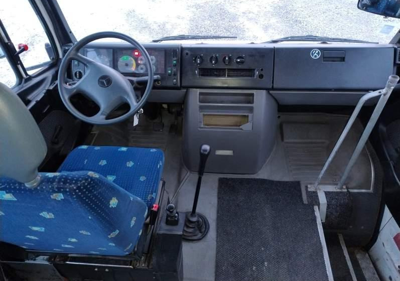 Mercedes-Benz VARIO *klimatyzacja* 39 miejsc - Προαστιακό λεωφορείο: φωτογραφία 3 Mercedes-Benz VARIO *klimatyzacja* 39 miejsc - Προαστιακό λεωφορείο: φωτογραφία 3