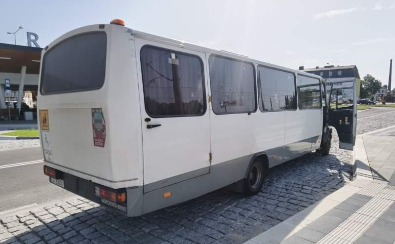 Mercedes-Benz Vario 814D 38+12 - Προαστιακό λεωφορείο: φωτογραφία 3 Mercedes-Benz Vario 814D 38+12 - Προαστιακό λεωφορείο: φωτογραφία 3