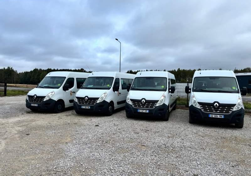 Renault Master 17 miejsc EURO 6 4 szt - Μικρό λεωφορείο, Επιβατικό βαν: φωτογραφία 1 Renault Master 17 miejsc EURO 6 4 szt - Μικρό λεωφορείο, Επιβατικό βαν: φωτογραφία 1