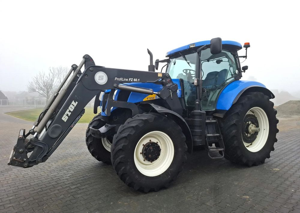 New Holland T7050 2011 Rok 9400 mtg, AutoCommand, Ładowacz czołowy Stoll, Nie Malowany, Stan Idelany - Τρακτέρ: φωτογραφία 3 New Holland T7050 2011 Rok 9400 mtg, AutoCommand, Ładowacz czołowy Stoll, Nie Malowany, Stan Idelany - Τρακτέρ: φωτογραφία 3