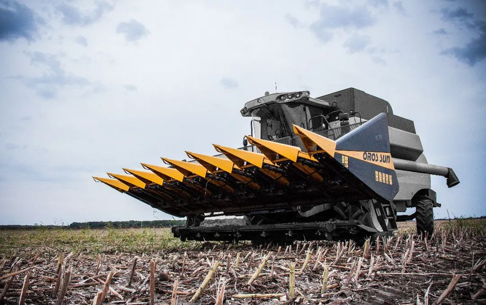 Oros SUN 876 8 rzędowy, Nowe Przystawki do zbioru słonecznika, - Ηλιομαχαιρο: φωτογραφία 1 Oros SUN 876 8 rzędowy, Nowe Przystawki do zbioru słonecznika, - Ηλιομαχαιρο: φωτογραφία 1