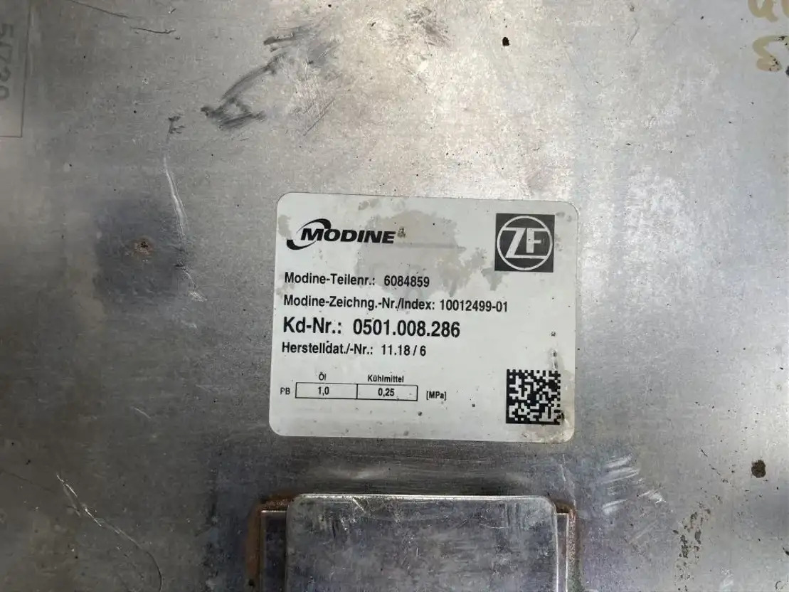 ZF ZF Ölkühler Wärmetauscher Getriebeölkühler Modine 0501.008.286 6084859 - Κιβώτιο ταχυτήτων και ανταλλακτικά για Λεωφορείο: φωτογραφία 2 ZF ZF Ölkühler Wärmetauscher Getriebeölkühler Modine 0501.008.286 6084859 - Κιβώτιο ταχυτήτων και ανταλλακτικά για Λεωφορείο: φωτογραφία 2