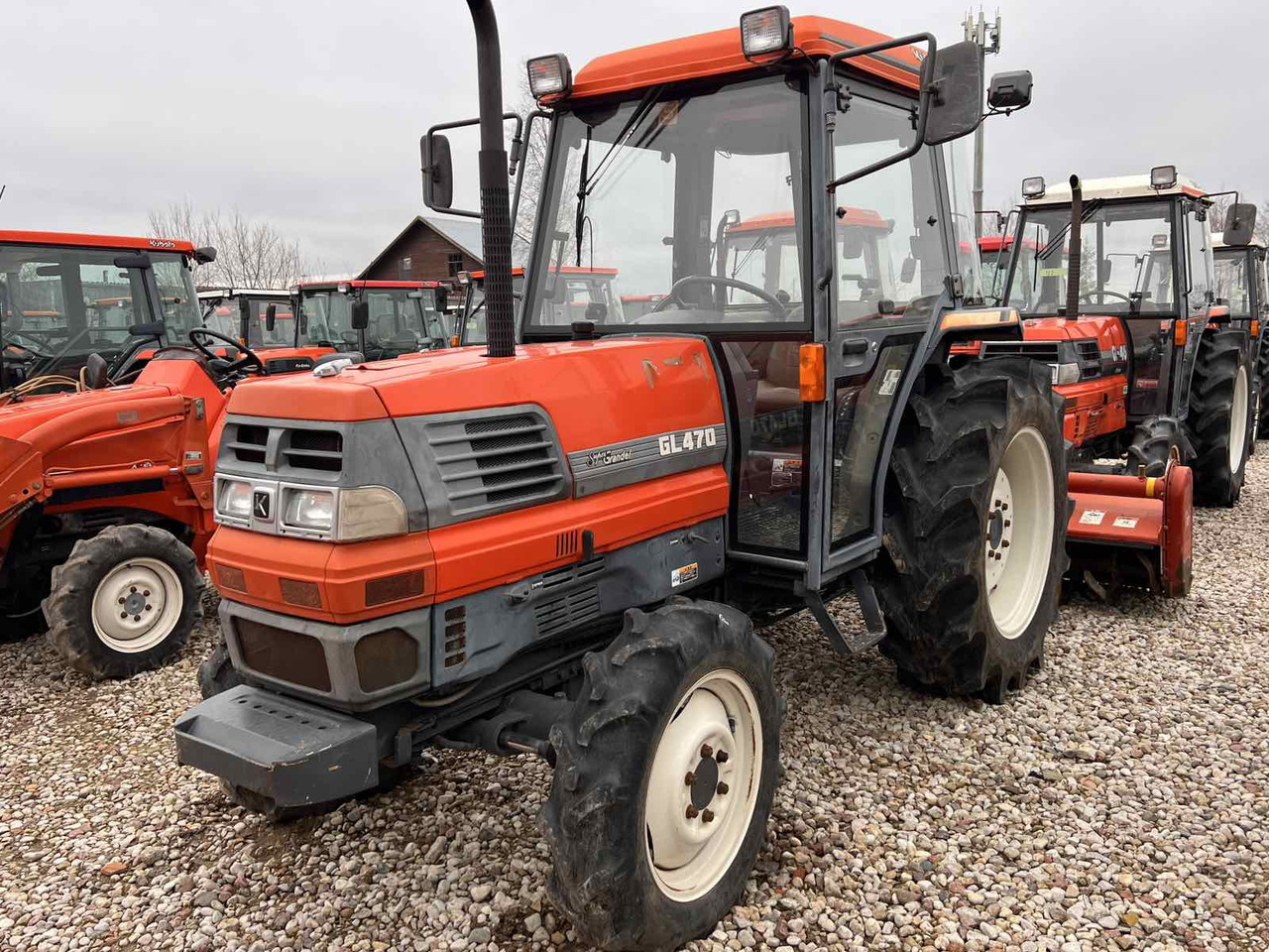 Kubota GL470 - Τρακτέρ: φωτογραφία 1 Kubota GL470 - Τρακτέρ: φωτογραφία 1