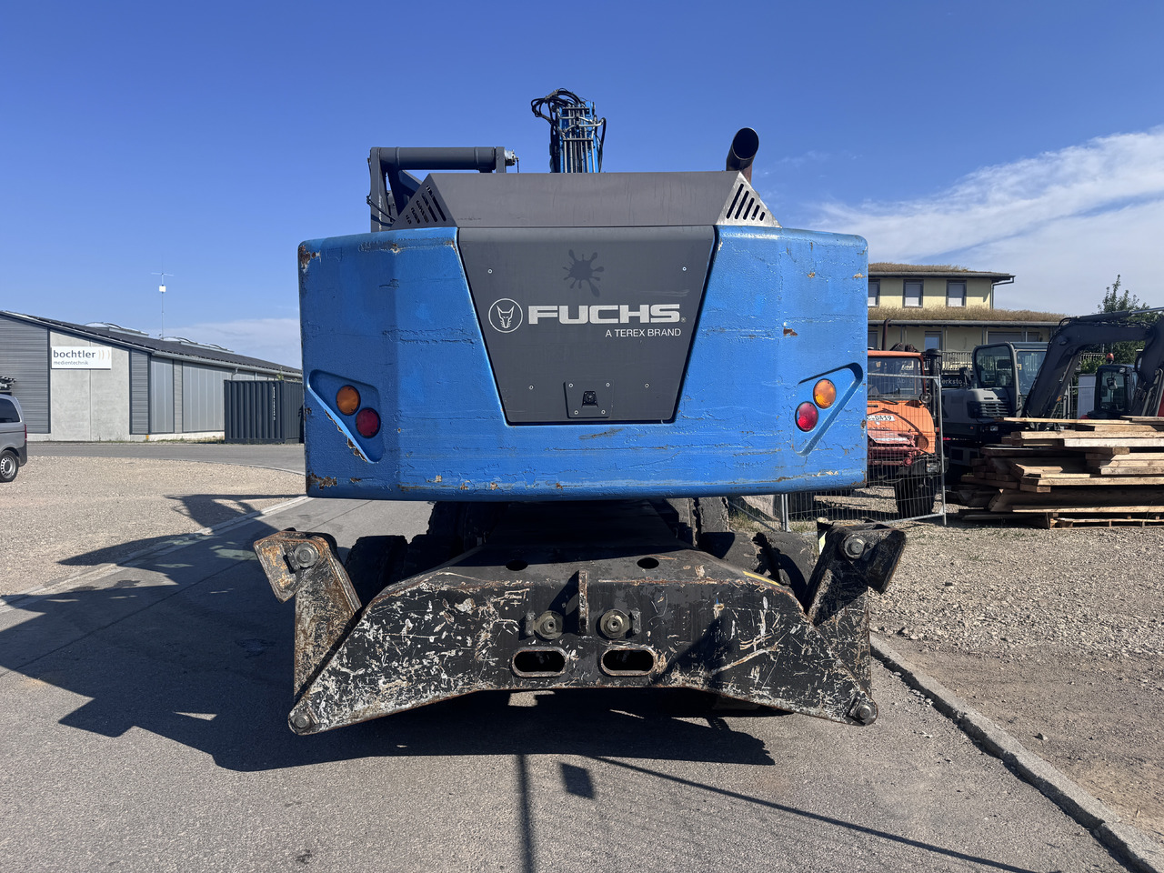 FUCHS MHL 320 F - Μηχάνημα Διαχείρισης Υλικών: φωτογραφία 4 FUCHS MHL 320 F - Μηχάνημα Διαχείρισης Υλικών: φωτογραφία 4