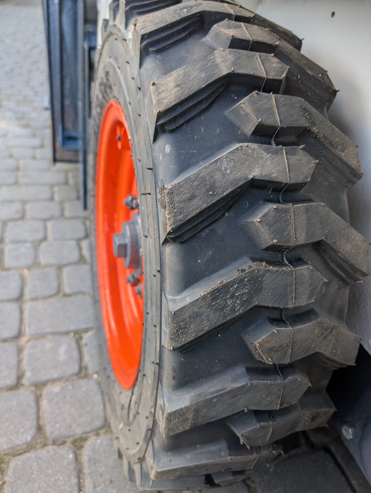 BOBCAT S100 - Φορτωτής πλάγιας ολίσθησης: φωτογραφία 4 BOBCAT S100 - Φορτωτής πλάγιας ολίσθησης: φωτογραφία 4