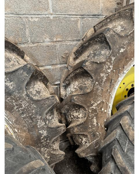JOHN DEERE 6230 - Τρακτέρ: φωτογραφία 4 JOHN DEERE 6230 - Τρακτέρ: φωτογραφία 4