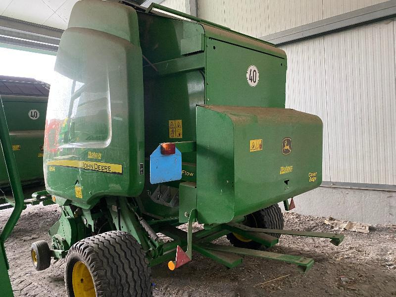 JOHN DEERE 864 - Χορτοδετική μηχανή στρόγγυλης μπάλας: φωτογραφία 2 JOHN DEERE 864 - Χορτοδετική μηχανή στρόγγυλης μπάλας: φωτογραφία 2