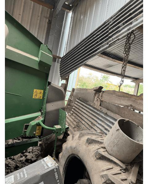 JOHN DEERE V461M - Χορτοδετική μηχανή στρόγγυλης μπάλας: φωτογραφία 5 JOHN DEERE V461M - Χορτοδετική μηχανή στρόγγυλης μπάλας: φωτογραφία 5