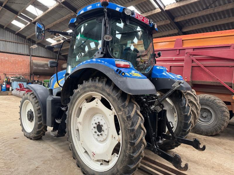Τρακτέρ NEW-HOLLAND T6030: φωτογραφία 6 Τρακτέρ NEW-HOLLAND T6030: φωτογραφία 6