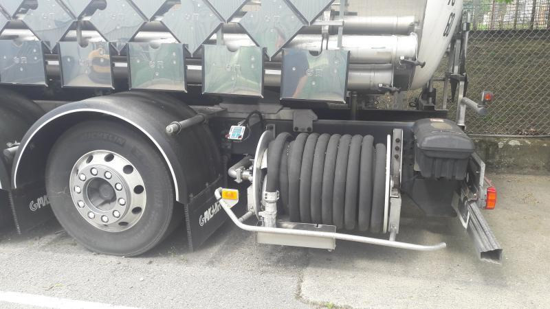 Volvo FM12 450 - Φορτηγό βυτιοφόρο: φωτογραφία 3 Volvo FM12 450 - Φορτηγό βυτιοφόρο: φωτογραφία 3