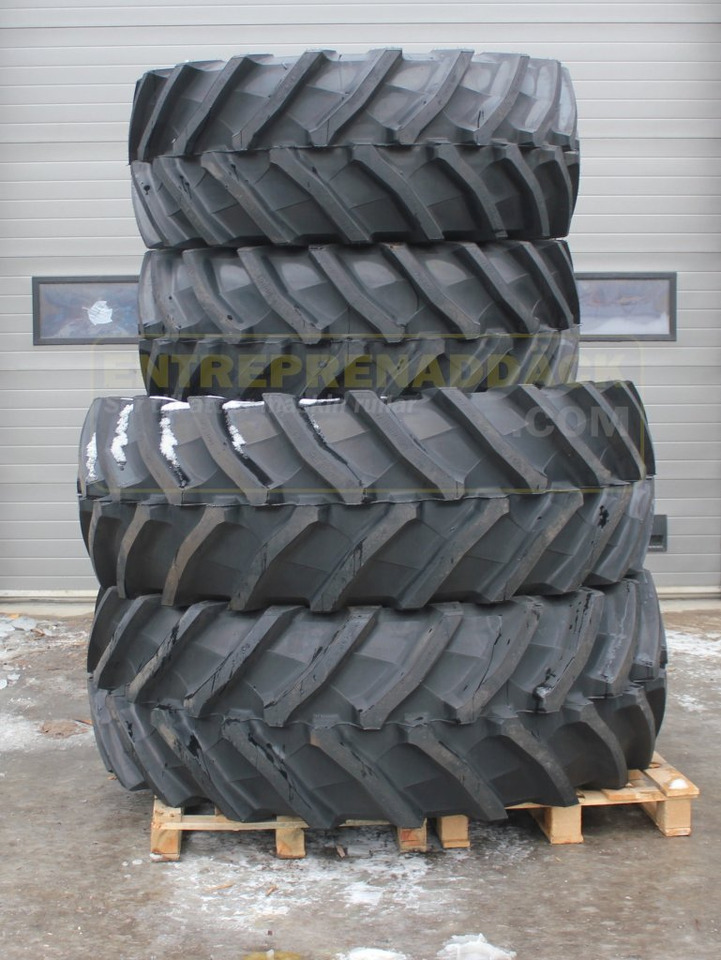 Package with 600/65R28 & 650/65R42 Trelleborg TM800  - Τρακτέρ: φωτογραφία 1 Package with 600/65R28 & 650/65R42 Trelleborg TM800  - Τρακτέρ: φωτογραφία 1