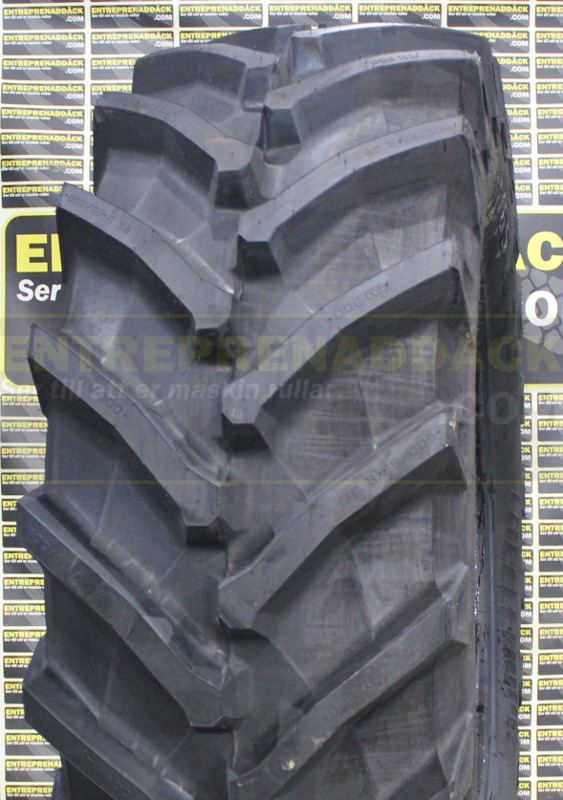 Trelleborg TM 800 650/65R42: Radial Tires for Modern Agricultural Tractors  - Τρακτέρ: φωτογραφία 2 Trelleborg TM 800 650/65R42: Radial Tires for Modern Agricultural Tractors  - Τρακτέρ: φωτογραφία 2
