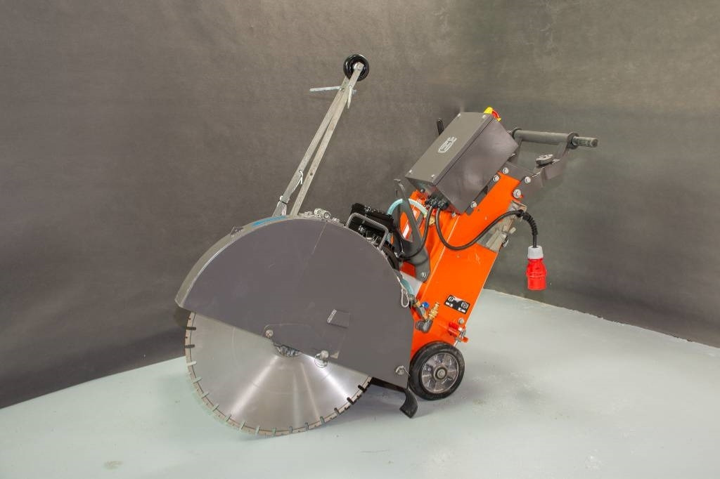 Husqvarna FS600E - Εργαλείο/ Εξοπλισμός: φωτογραφία 2 Husqvarna FS600E - Εργαλείο/ Εξοπλισμός: φωτογραφία 2