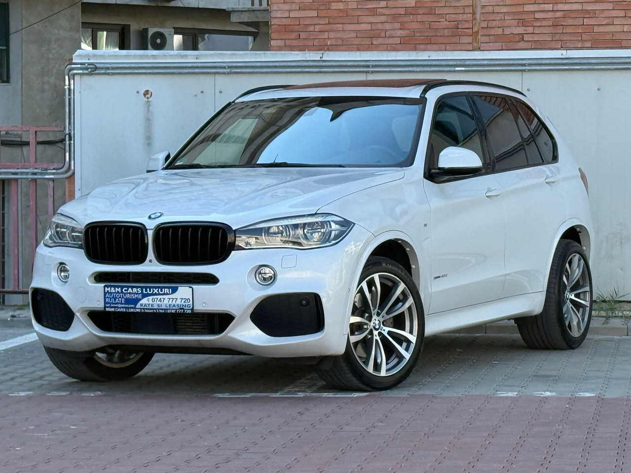 BMW X5 4.0 XDRIVE M PAKET - SUV: φωτογραφία 2 BMW X5 4.0 XDRIVE M PAKET - SUV: φωτογραφία 2