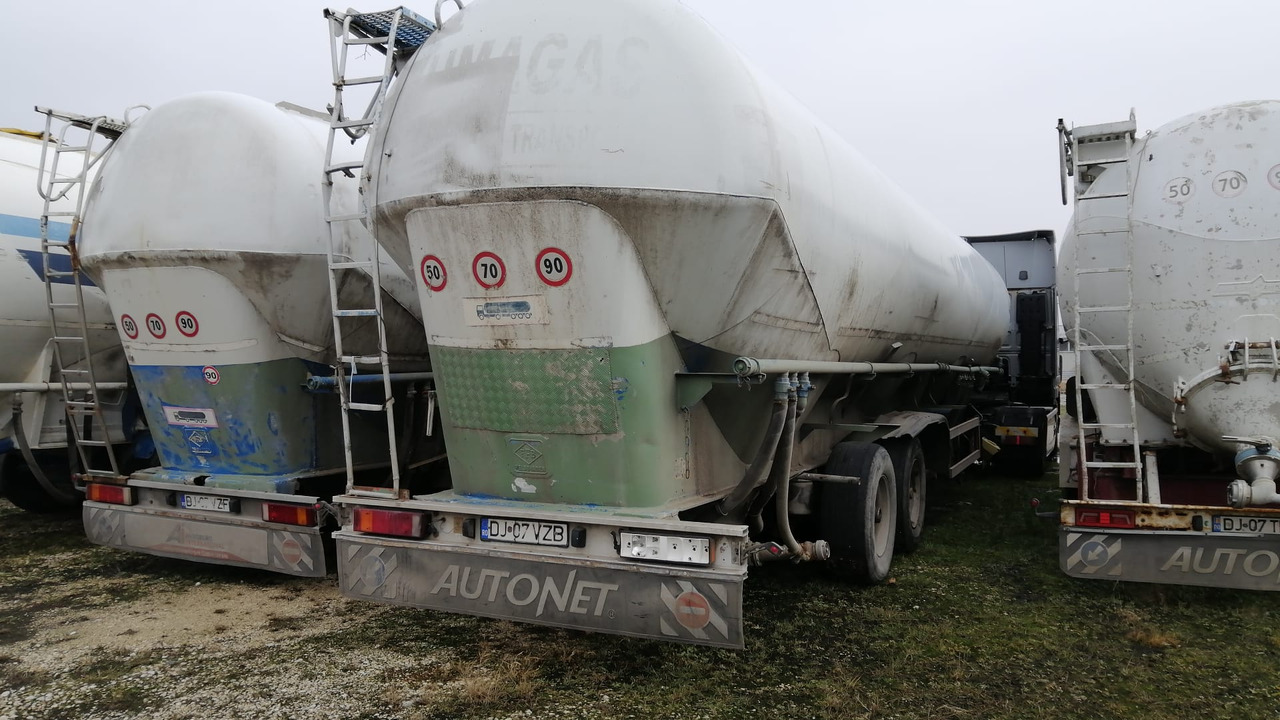 FELDBINDER Tank/Silo 57,000 l 4 Compartments for Powders/Feed/Water//Liquid Fertilizer/etc. - Σιλοφόρο: φωτογραφία 1 FELDBINDER Tank/Silo 57,000 l 4 Compartments for Powders/Feed/Water//Liquid Fertilizer/etc. - Σιλοφόρο: φωτογραφία 1
