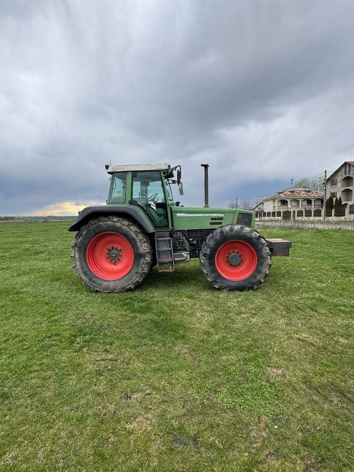 Fendt 824 Tractor - Τρακτέρ: φωτογραφία 2 Fendt 824 Tractor - Τρακτέρ: φωτογραφία 2
