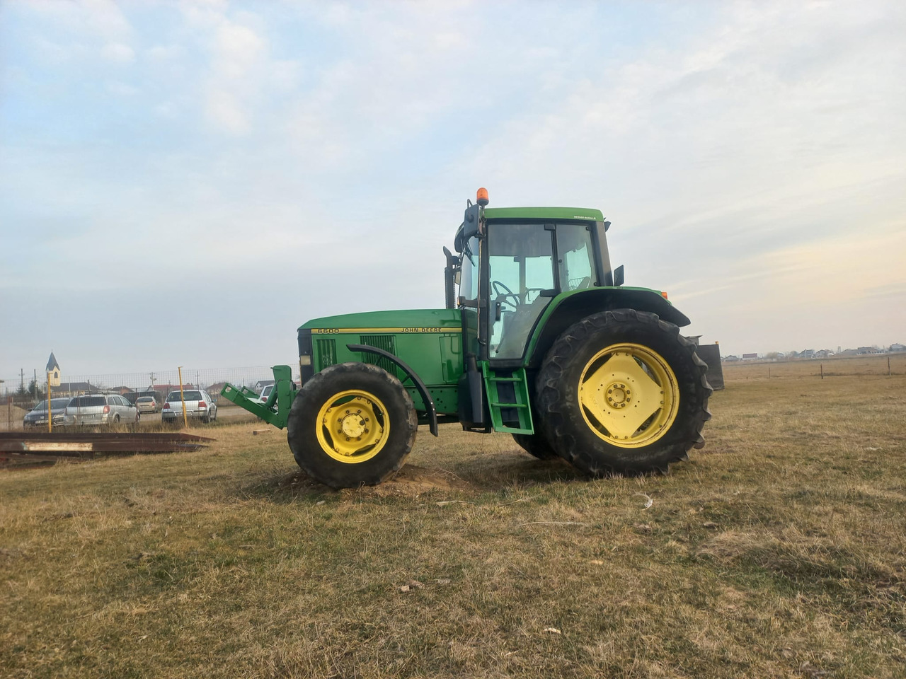 JOHN DEERE 6600 TRACTOR - Τρακτέρ: φωτογραφία 4 JOHN DEERE 6600 TRACTOR - Τρακτέρ: φωτογραφία 4