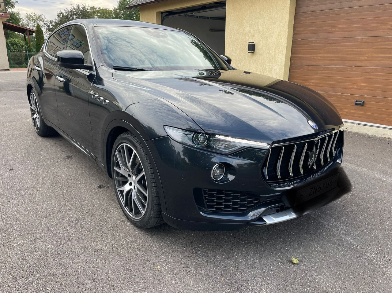 MASERATI LEVANTE 4X4 - SUV: φωτογραφία 3 MASERATI LEVANTE 4X4 - SUV: φωτογραφία 3