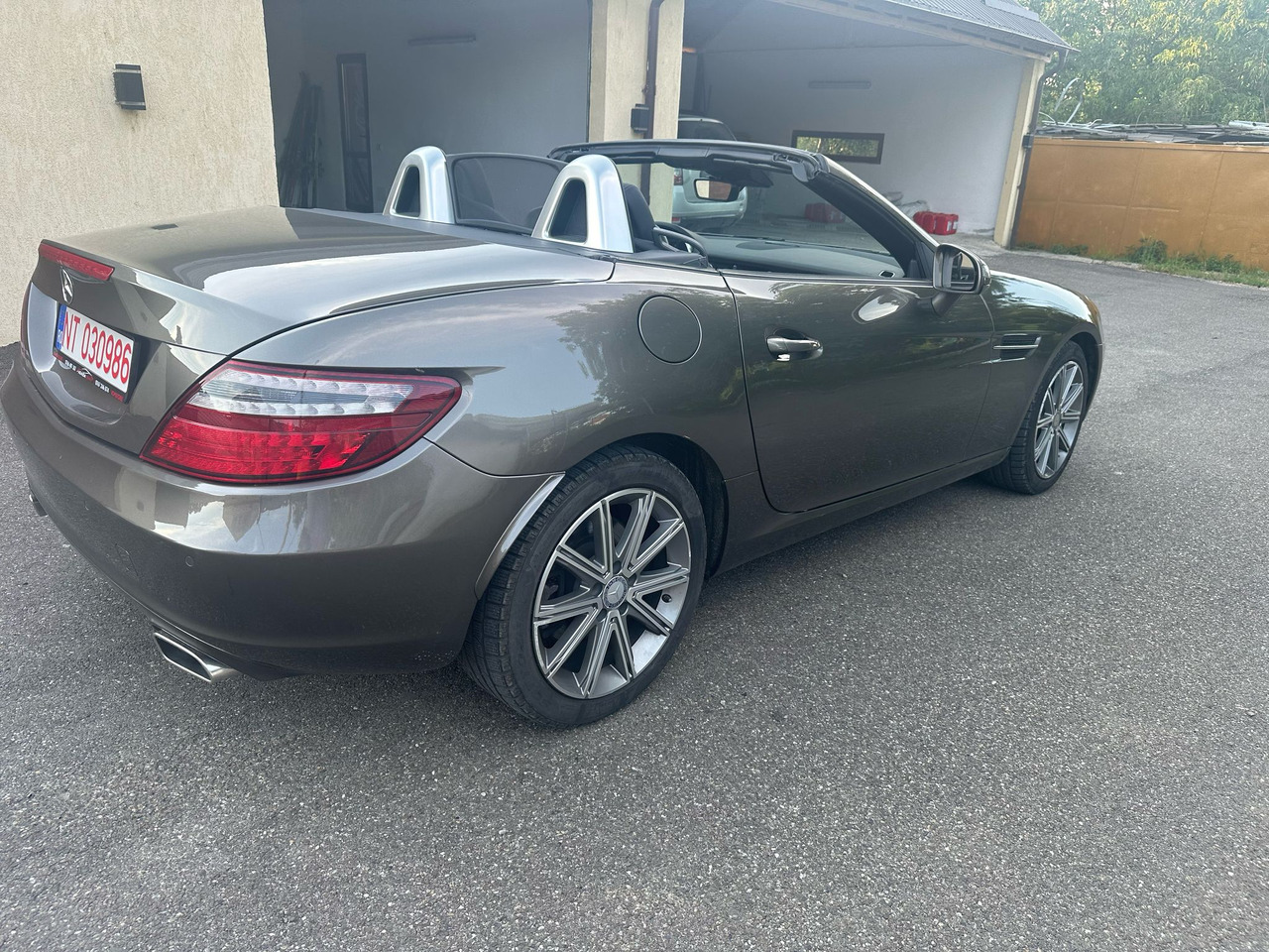 MERCEDES BENZ SLK - Αυτοκίνητο: φωτογραφία 4 MERCEDES BENZ SLK - Αυτοκίνητο: φωτογραφία 4