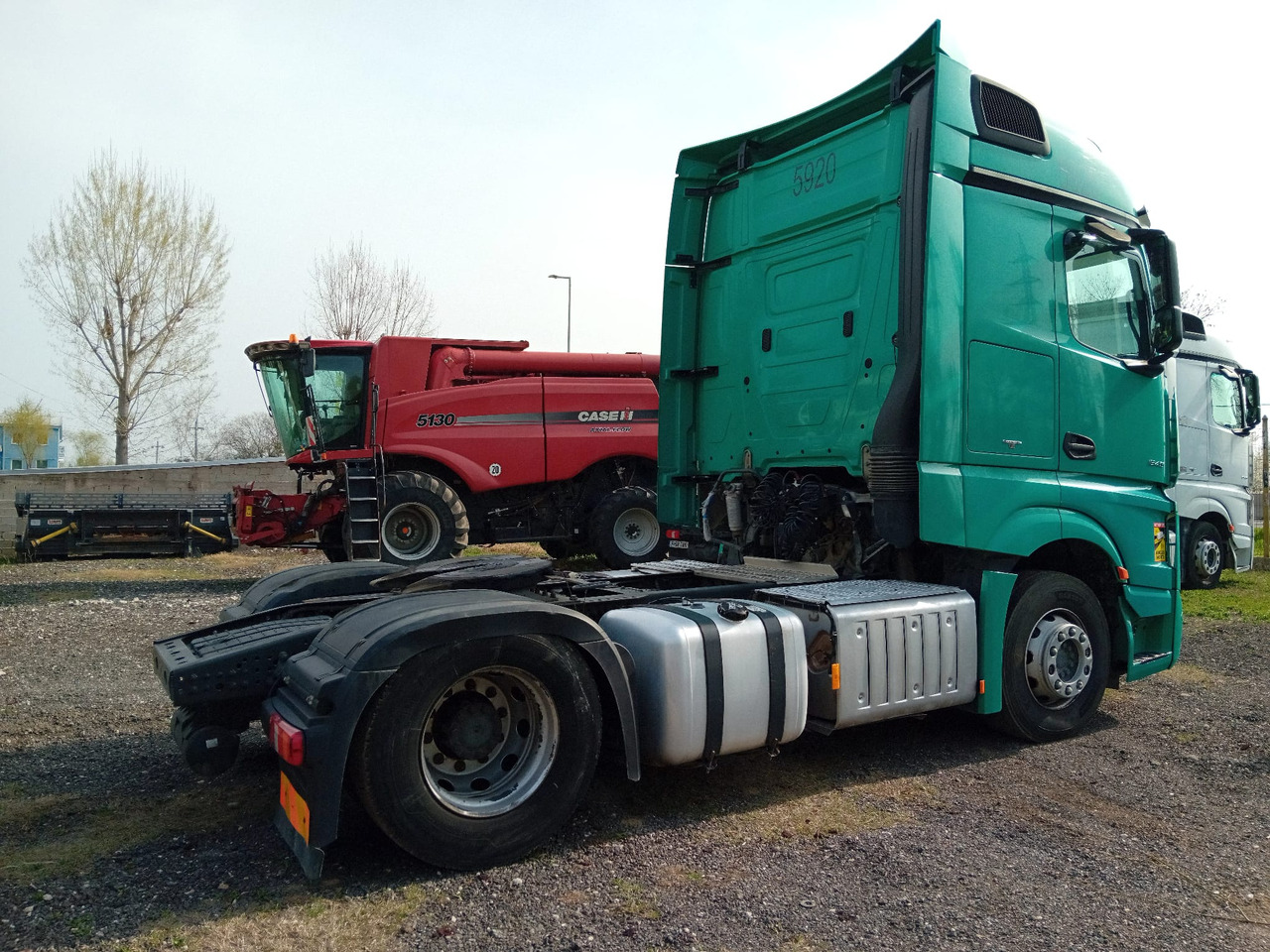 Mercedes-Benz Actros 18.45 - Τράκτορας: φωτογραφία 5 Mercedes-Benz Actros 18.45 - Τράκτορας: φωτογραφία 5